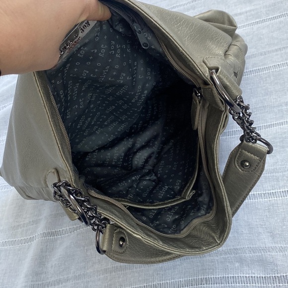 Olivia and Joy pewter hand bag with zipper embellishments. - Picture 5 of 11